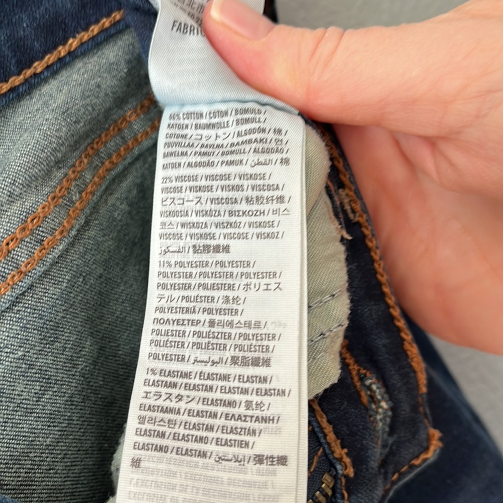 Hollister dark wash jeans size 5R W27 L33. Lightly worn, EUC, super flat… - Picture 6 of 6